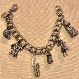 Hawaii vintage charm bracelet
